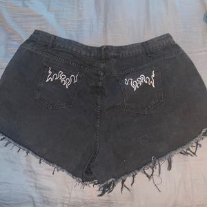 Plus Fire Embroidery Raw Hem Denim Shorts